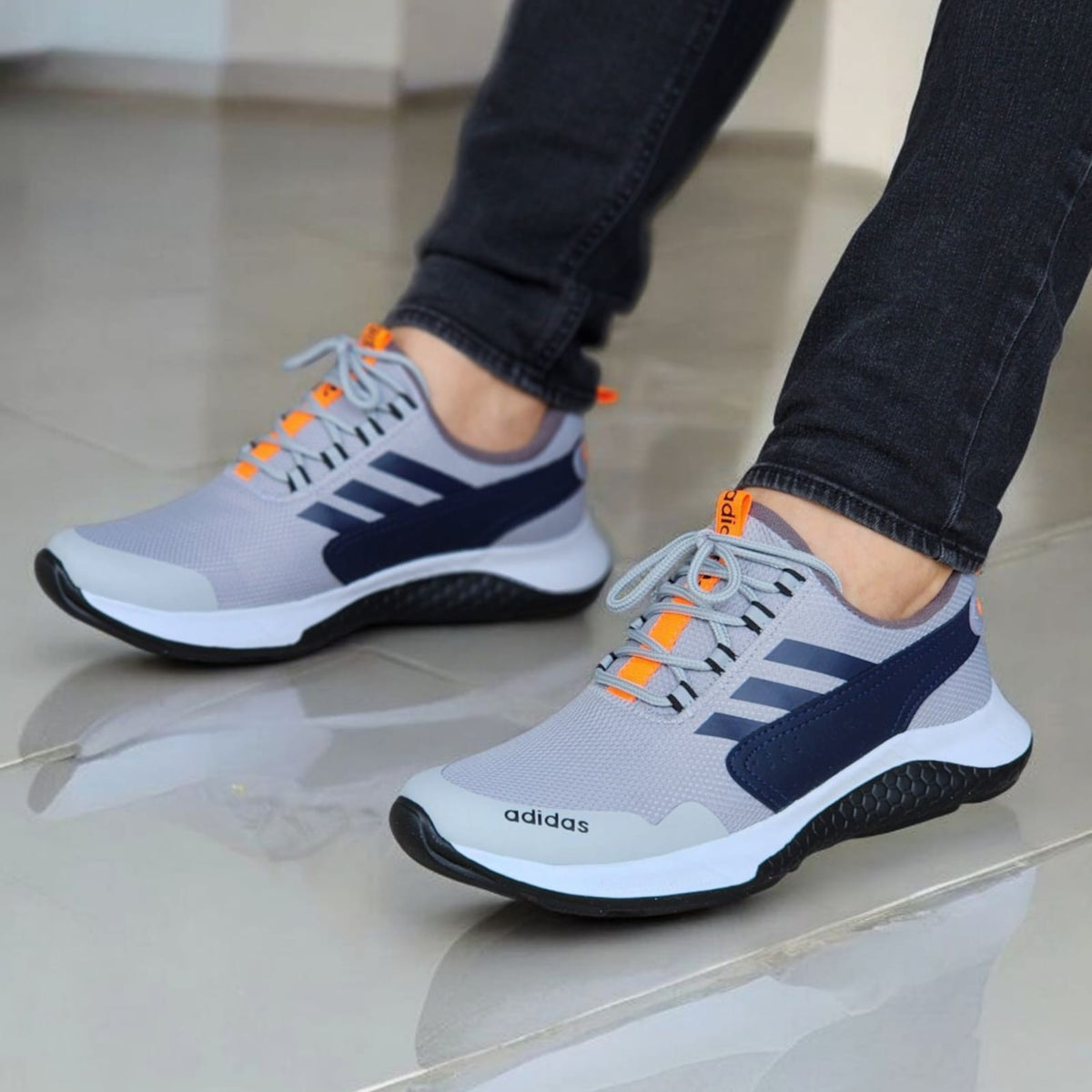 RUN