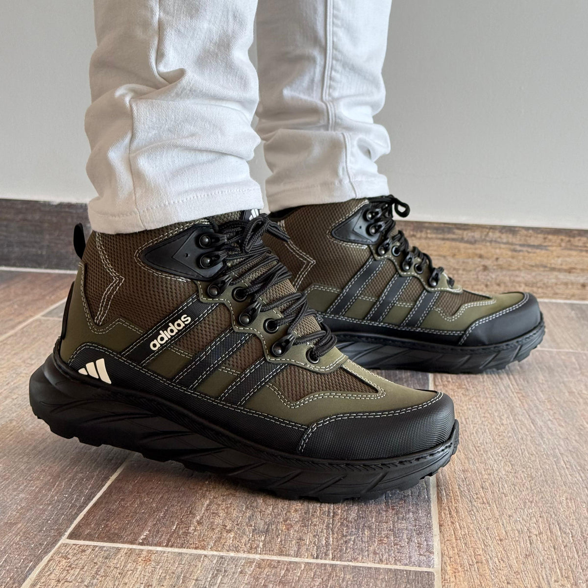 BOTA TITAN